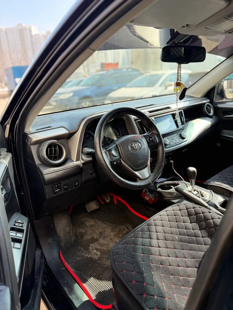 TOYOTA RAV4 2017 - Легковые автомобили (Авто) в Москва