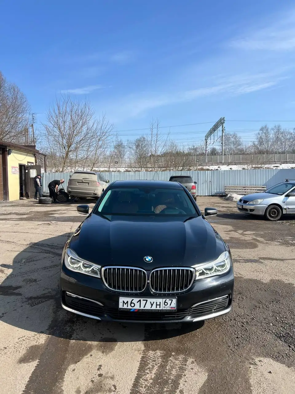 BMW 750I 2016 года с пробегом 260000 км - Авто в Москва