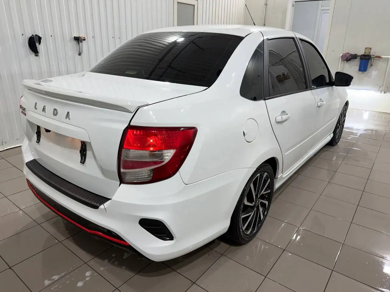 Lada Granta 2024 с пробегом 50 тыс. км - Авто в Москва