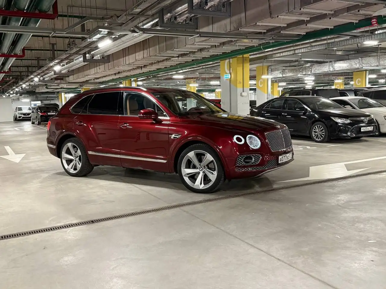 Продажа Bentley Bentayga 2016 года - Легковые автомобили (Авто) в Москва