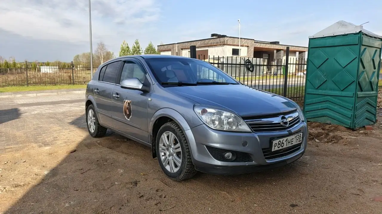 Opel Astra H 2010 года в хорошем состоянии - Авто в Москва