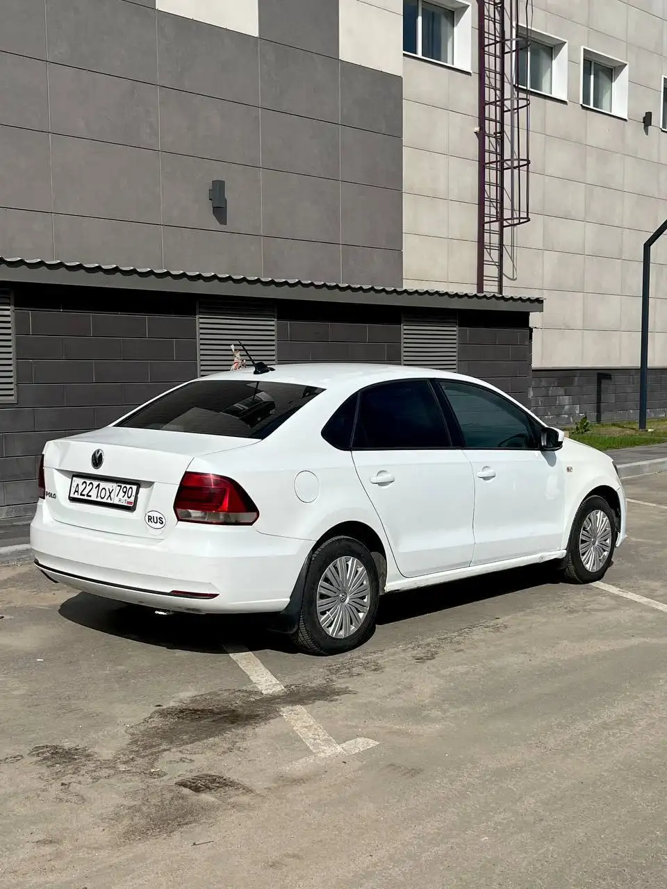Volkswagen POLO 2018 с пробегом 530.000 км - Авто в Москва