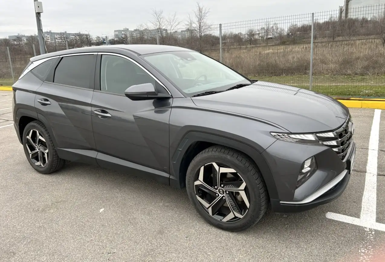 Toyota RAV4 2021 года с дизельным двигателем - Внедорожники/кроссоверы (Авто) в Москва