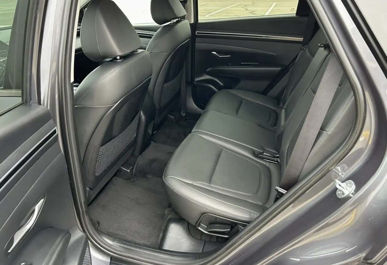 Toyota RAV4 2021 года с дизельным двигателем - Внедорожники/кроссоверы (Авто) в Москва