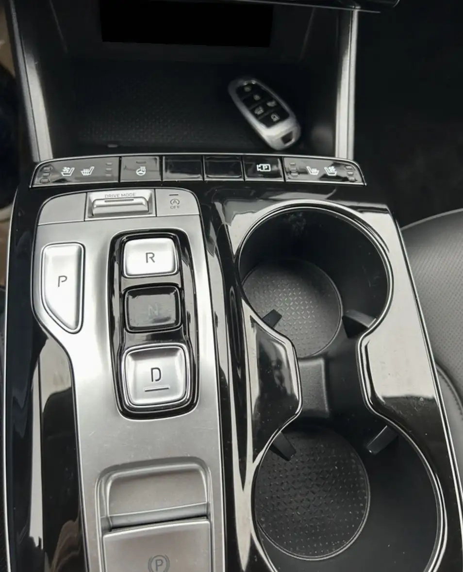 Toyota RAV4 2021 года с дизельным двигателем - Внедорожники/кроссоверы (Авто) в Москва