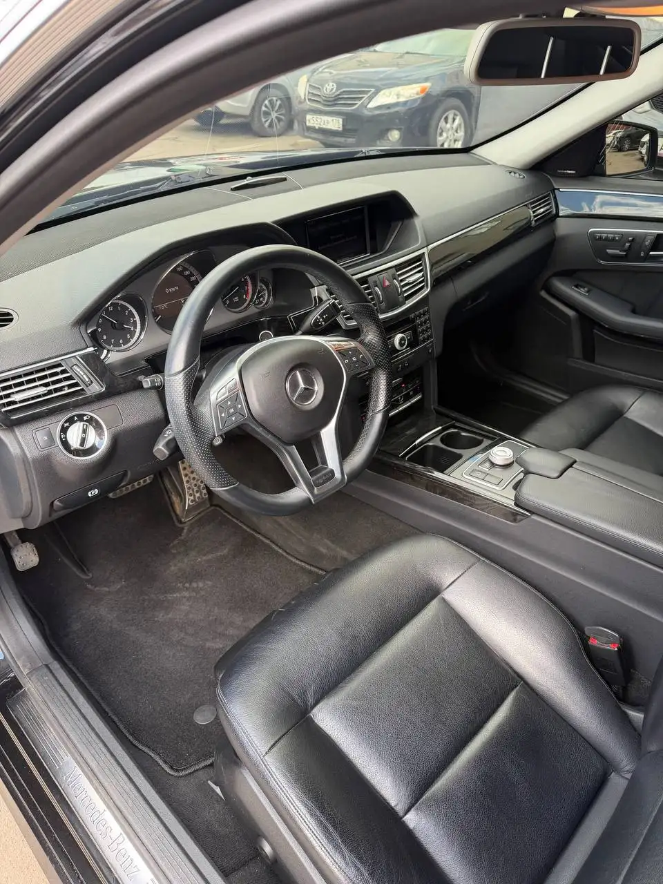 Mercedes-Benz E-Class 2011 - Легковые автомобили (Авто) в Москва