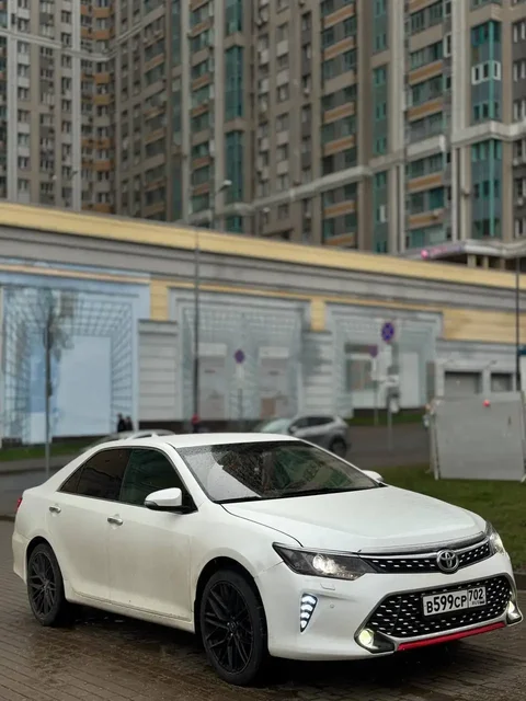 Toyota Camry 2018 - Легковой автомобиль в Москва