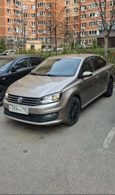 Volkswagen Polo 2016 - Легковые автомобили (Авто) в Москва