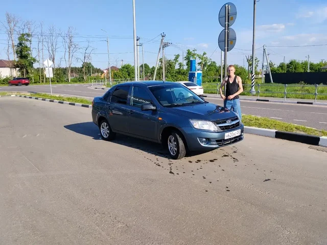 Lada Granta автомат 2014 - Автомойка в Москва