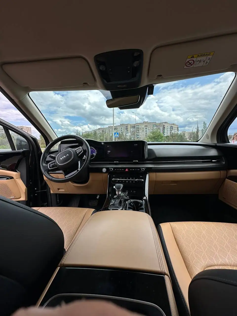 Kia Carnival 2023 2.2 D Premium+ - Легковые автомобили (Авто) в Луганск