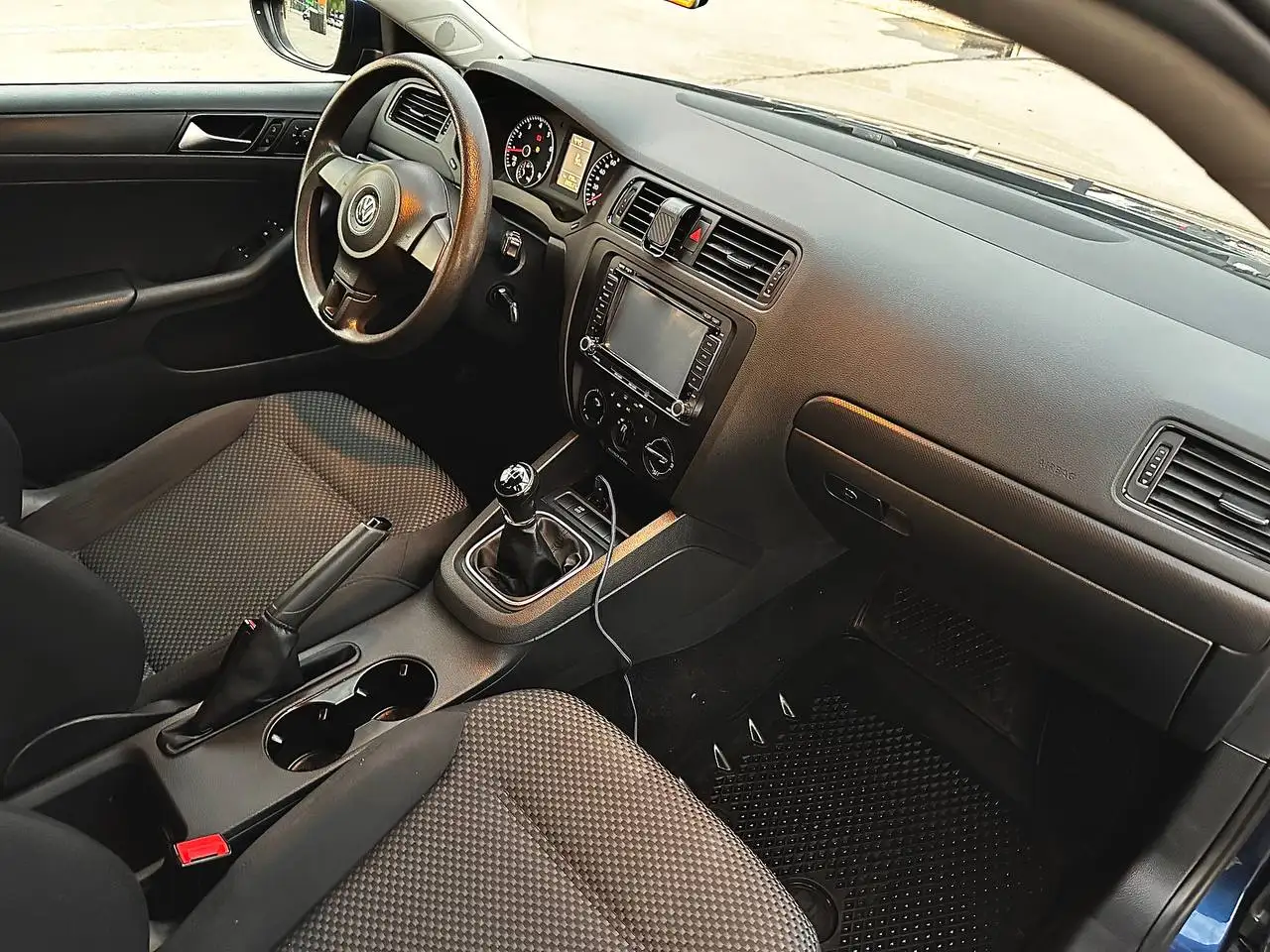 VW Jetta 2014, 1.6 MT - Volkswagen Jetta (Авто) в Москва