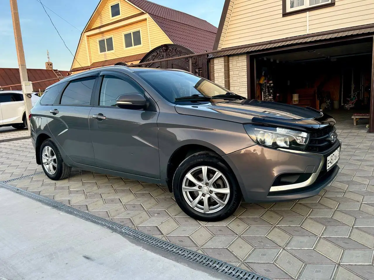 Лада Веста Универсал 2019 - Легковые автомобили (Авто) в Арск