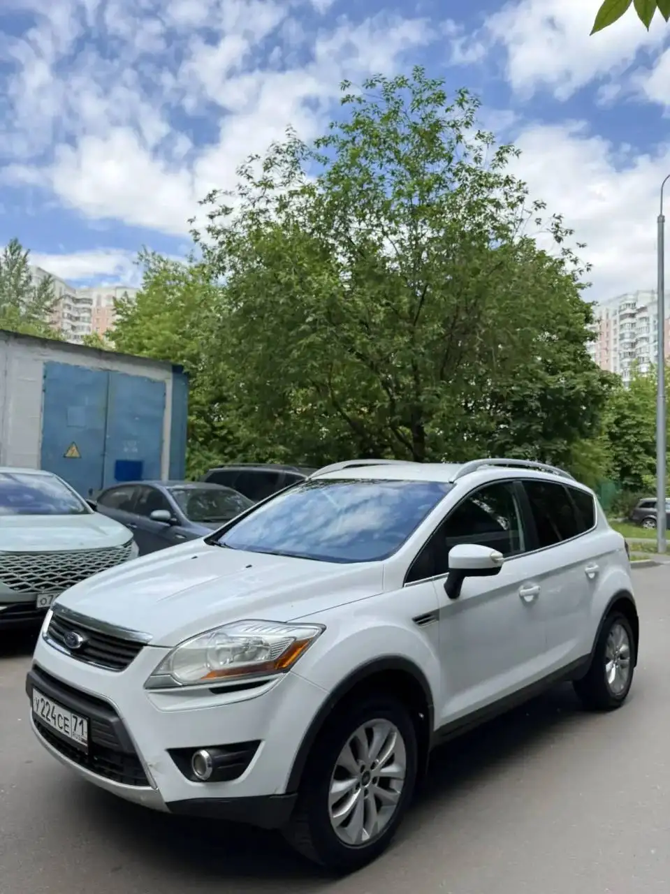 Ford Kuga 2011 - Легковые автомобили (Авто) в Москва