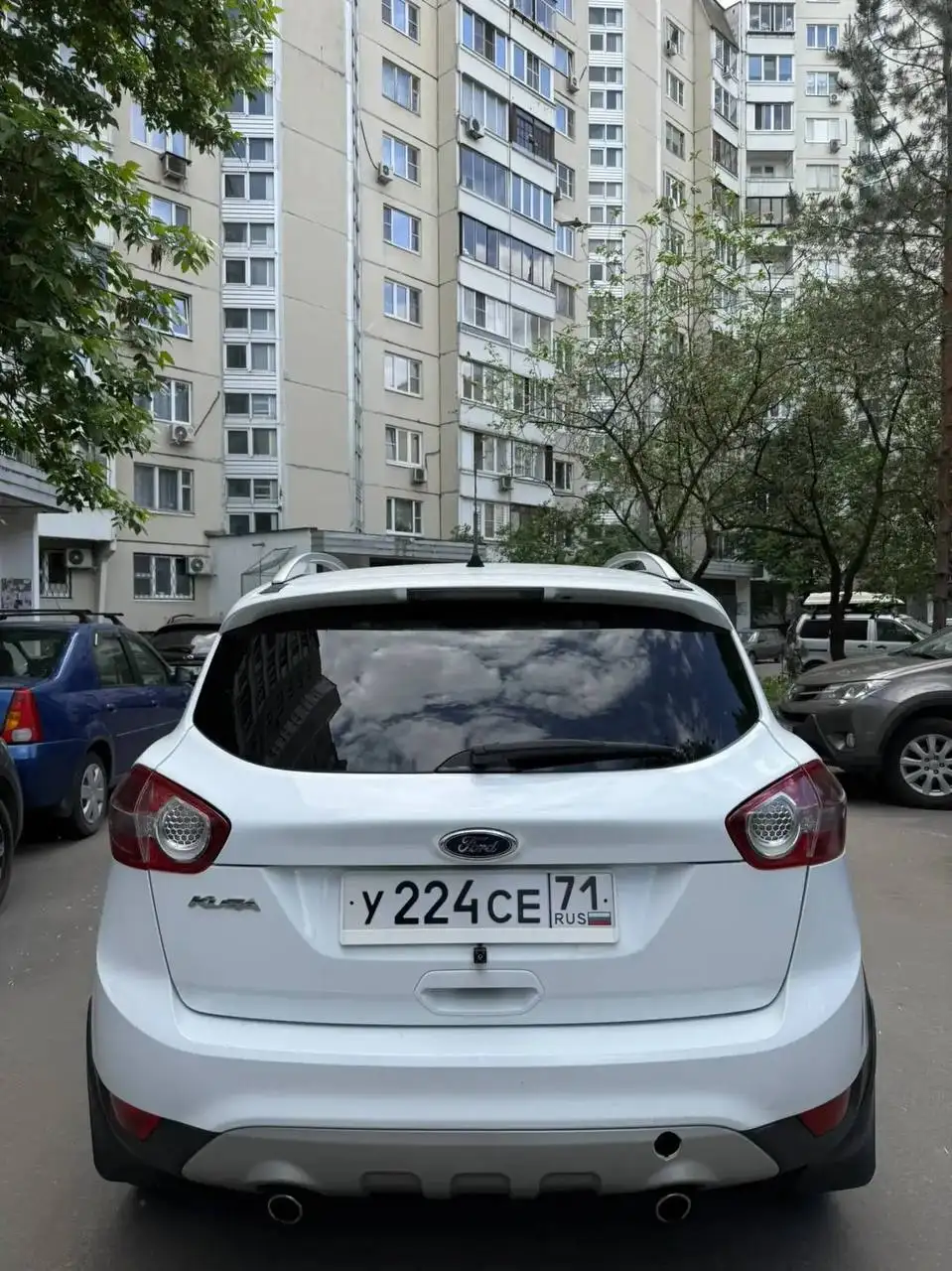 Ford Kuga 2011 - Легковые автомобили (Авто) в Москва