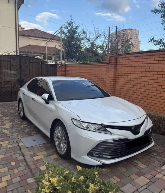 Toyota Camry 2019 - частное объявление в Москва