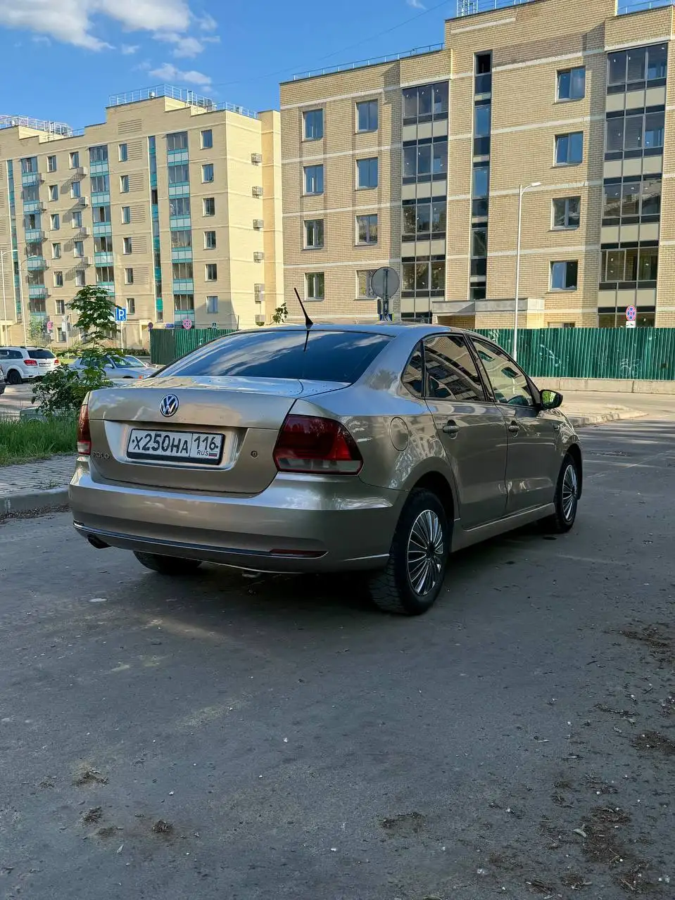 Volkswagen Polo 2016 - Легковые автомобили (Авто) в Москва