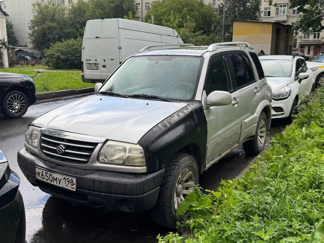 Suzuki Grand Vitara 2003 2.5 AT v6 - Внедорожники (Авто) в Санкт-Петербург
