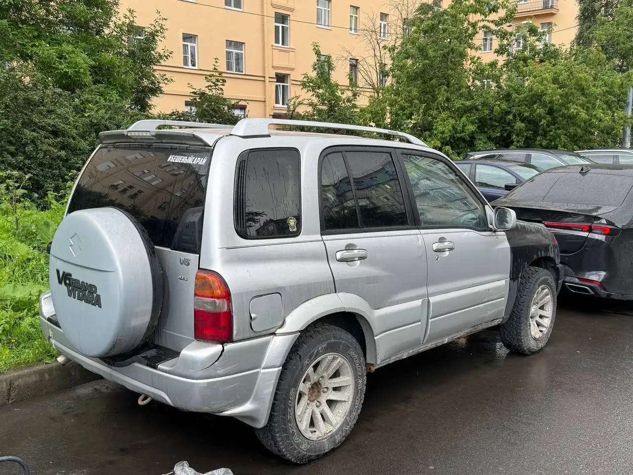 Suzuki Grand Vitara 2003 2.5 AT v6 - Внедорожники (Авто) в Санкт-Петербург