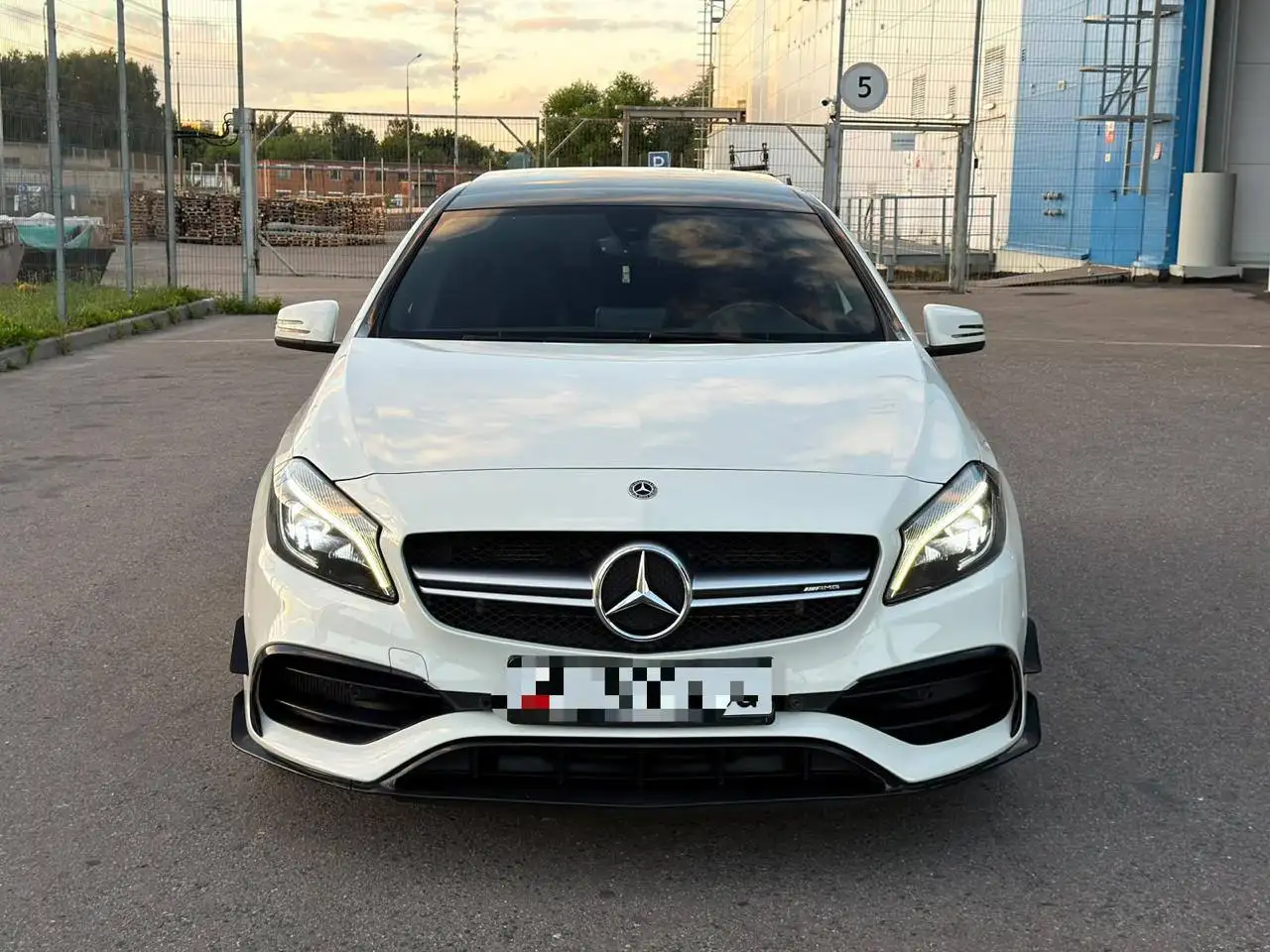 Mercedes-Benz A45 AMG w176 рестайлинг 2017 - Легковые автомобили (Авто) в Москва