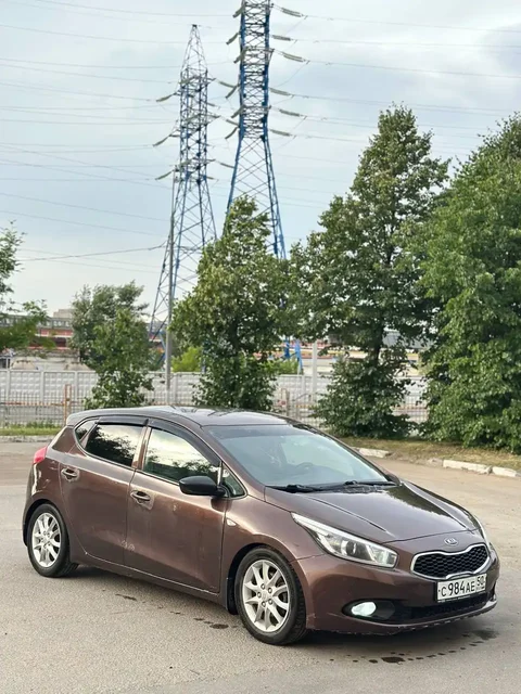 KIA CEED 2013 - Колеса и шины в Москва