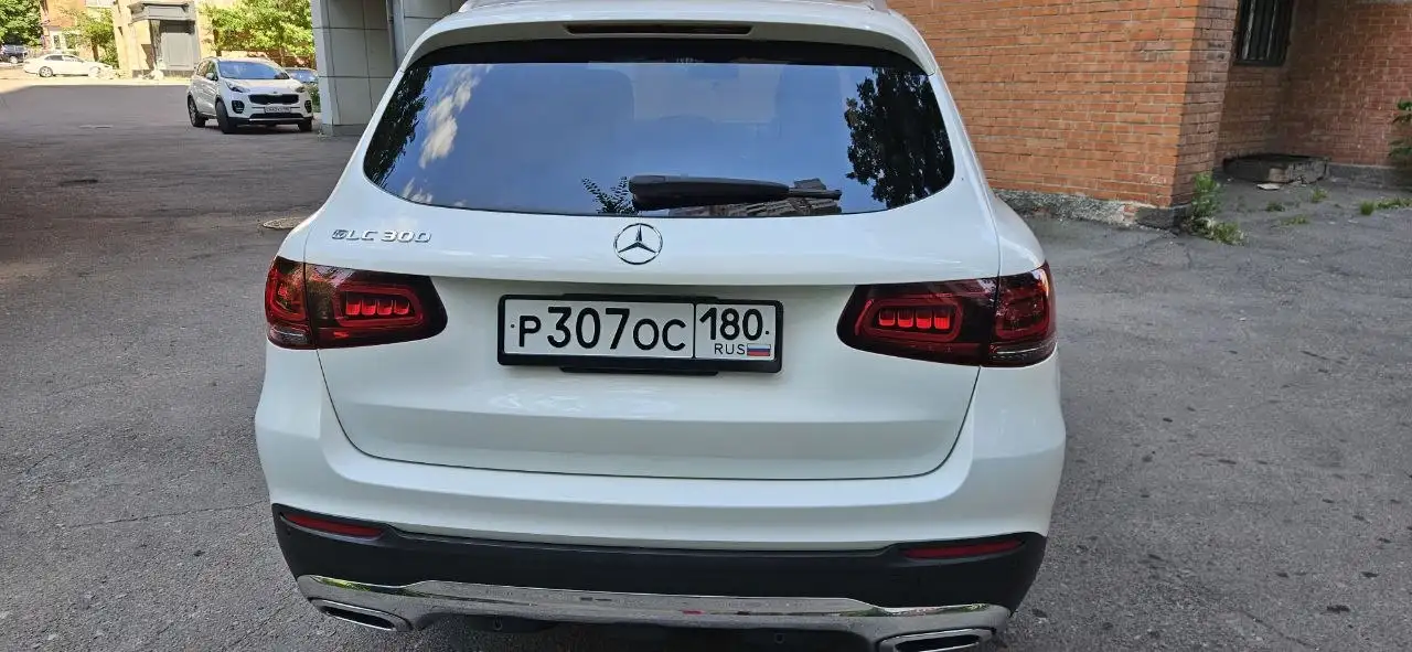 Mercedes-Benz GLC 300 2021 - Легковые автомобили (Авто) в Донецк