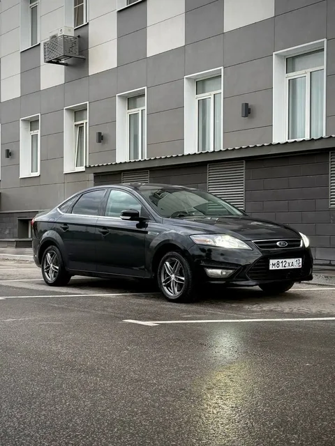 Ford Mondeo 2011 - Авто в Москва