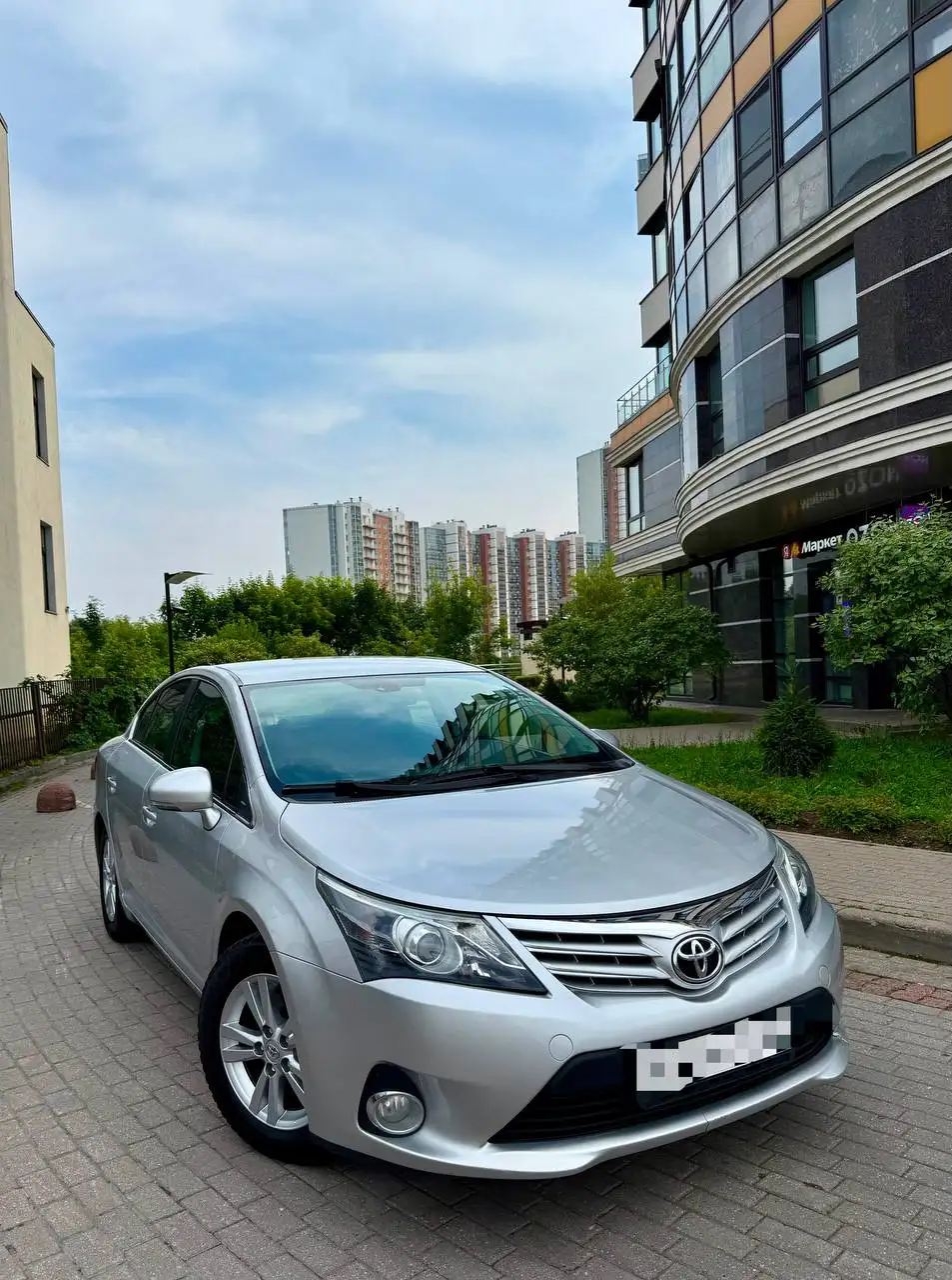 Toyota Avensis 2012 1.8 механика - Легковые автомобили (Авто) в Москва