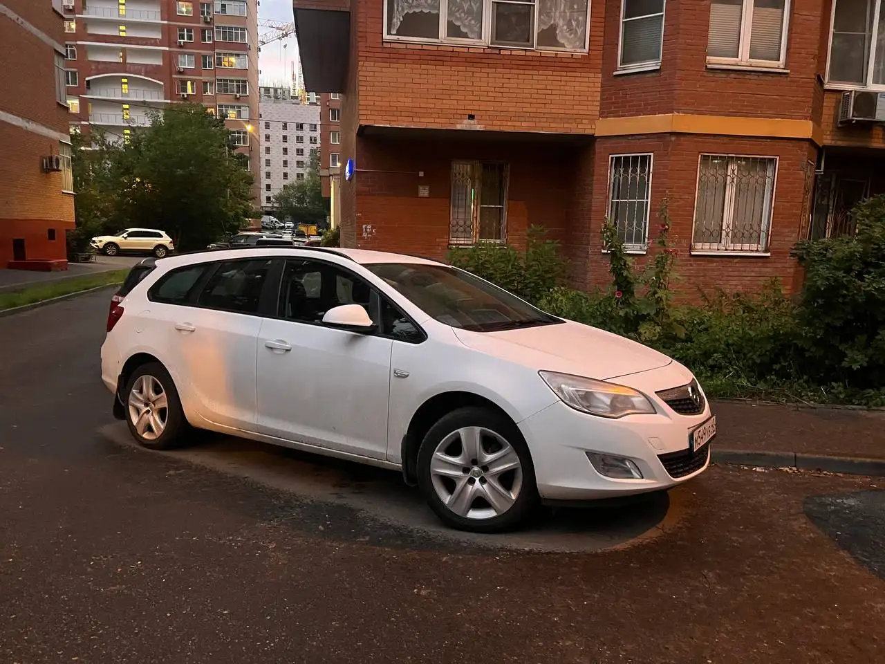 Astra J 2011 1.6 277к пробег - Легковые автомобили (Авто) в Москва