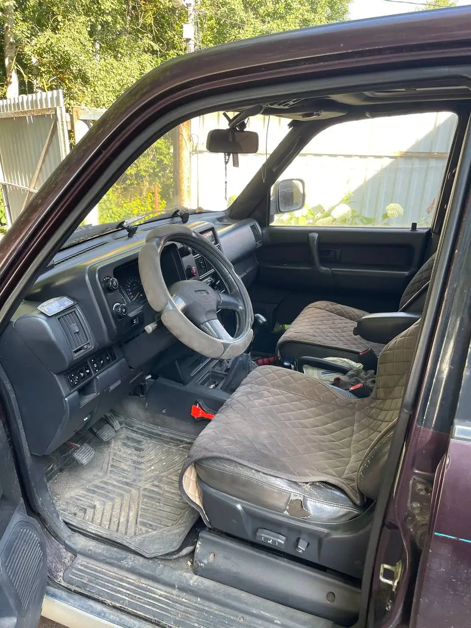 Isuzu Trooper II 1994, 3.2 л, механика - Авто в Пушкино