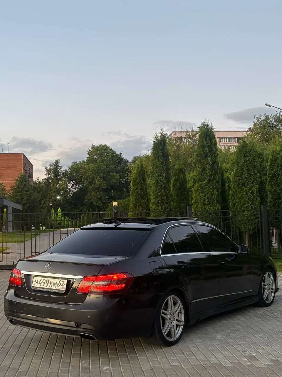 Mercedes E Class 2012, 1.8, АКПП - Легковые автомобили (Авто) в Москва