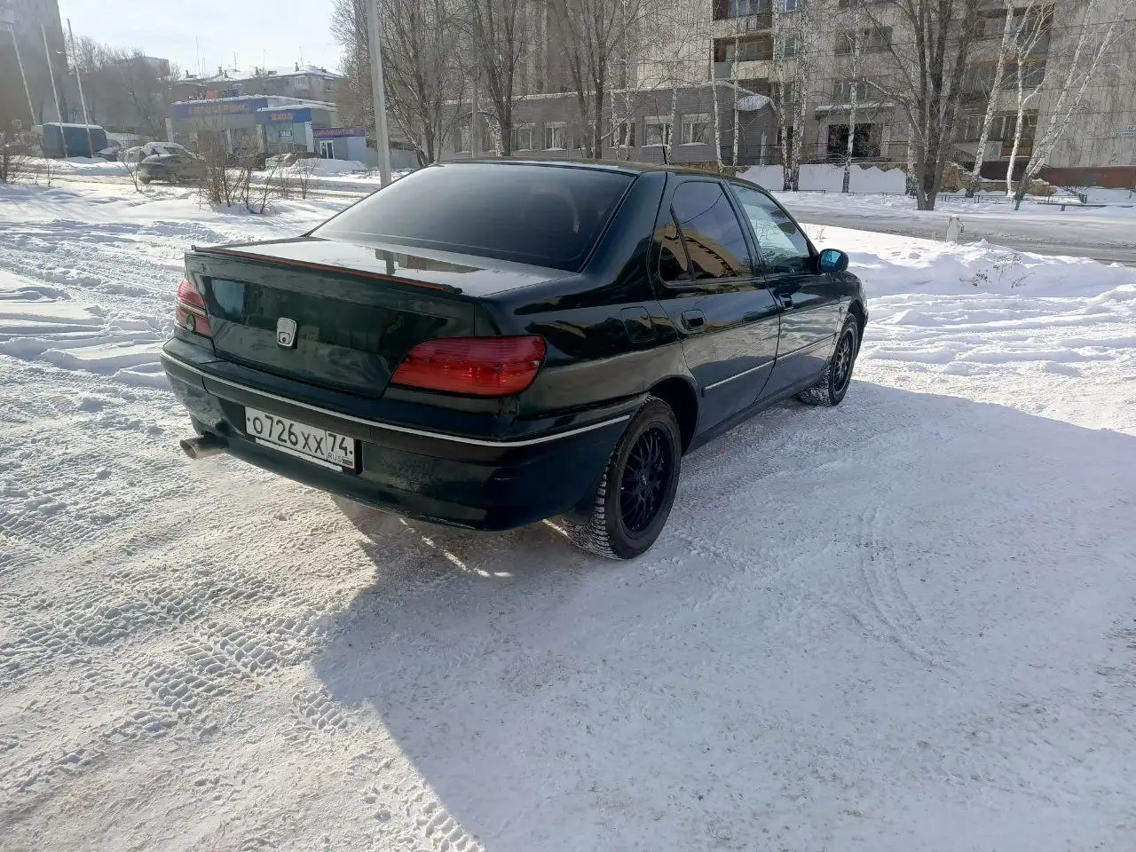 Пежо 406 2002 г.в. с двумя комплектами колес - Авто в Орск