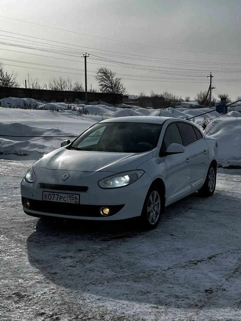Renault Fluence I 2011 года с автоматом и полной комплектацией - Легковые автомобили (Авто) в Орск