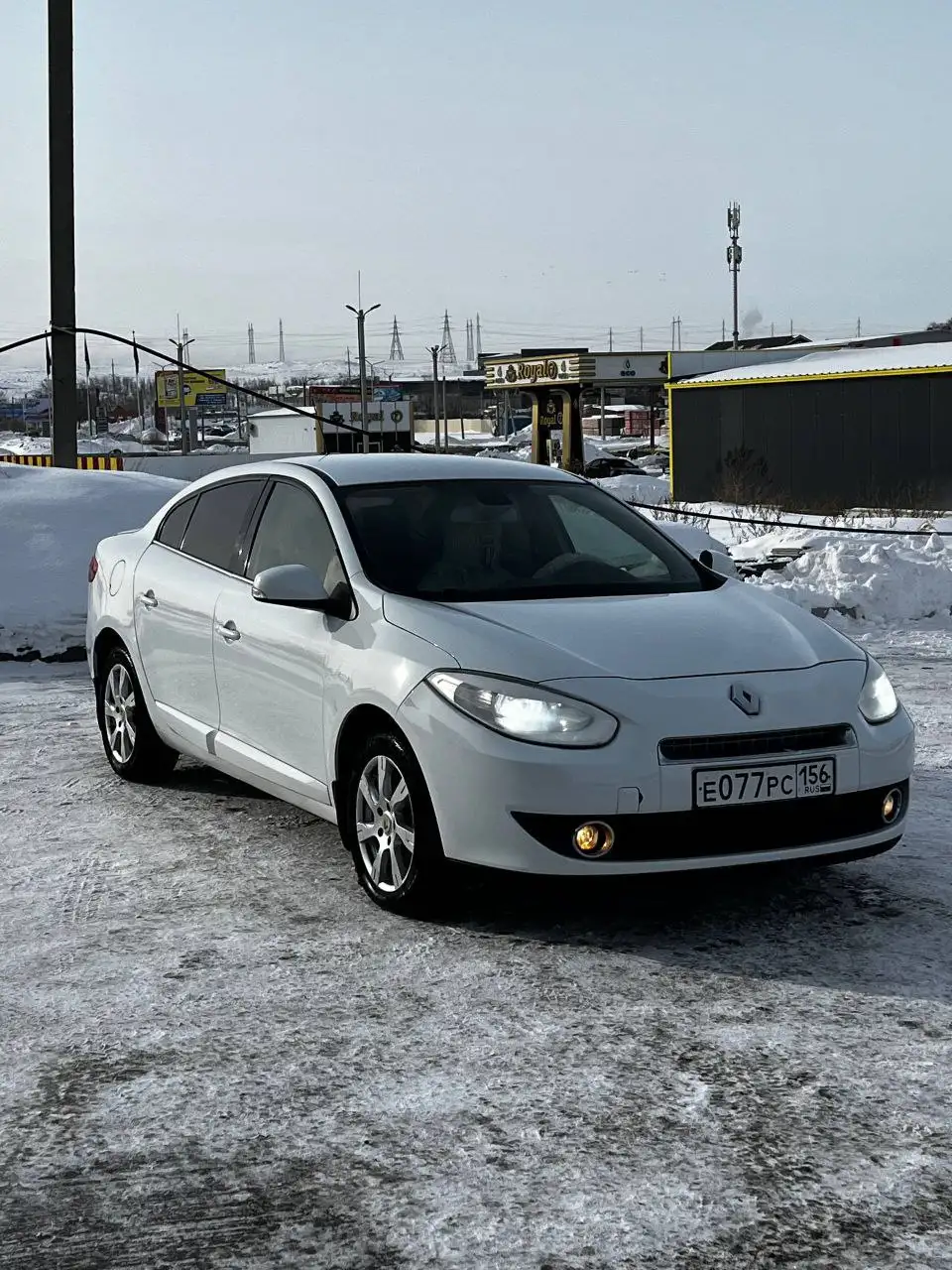 Renault Fluence I 2011 года с автоматом и полной комплектацией - Легковые автомобили (Авто) в Орск