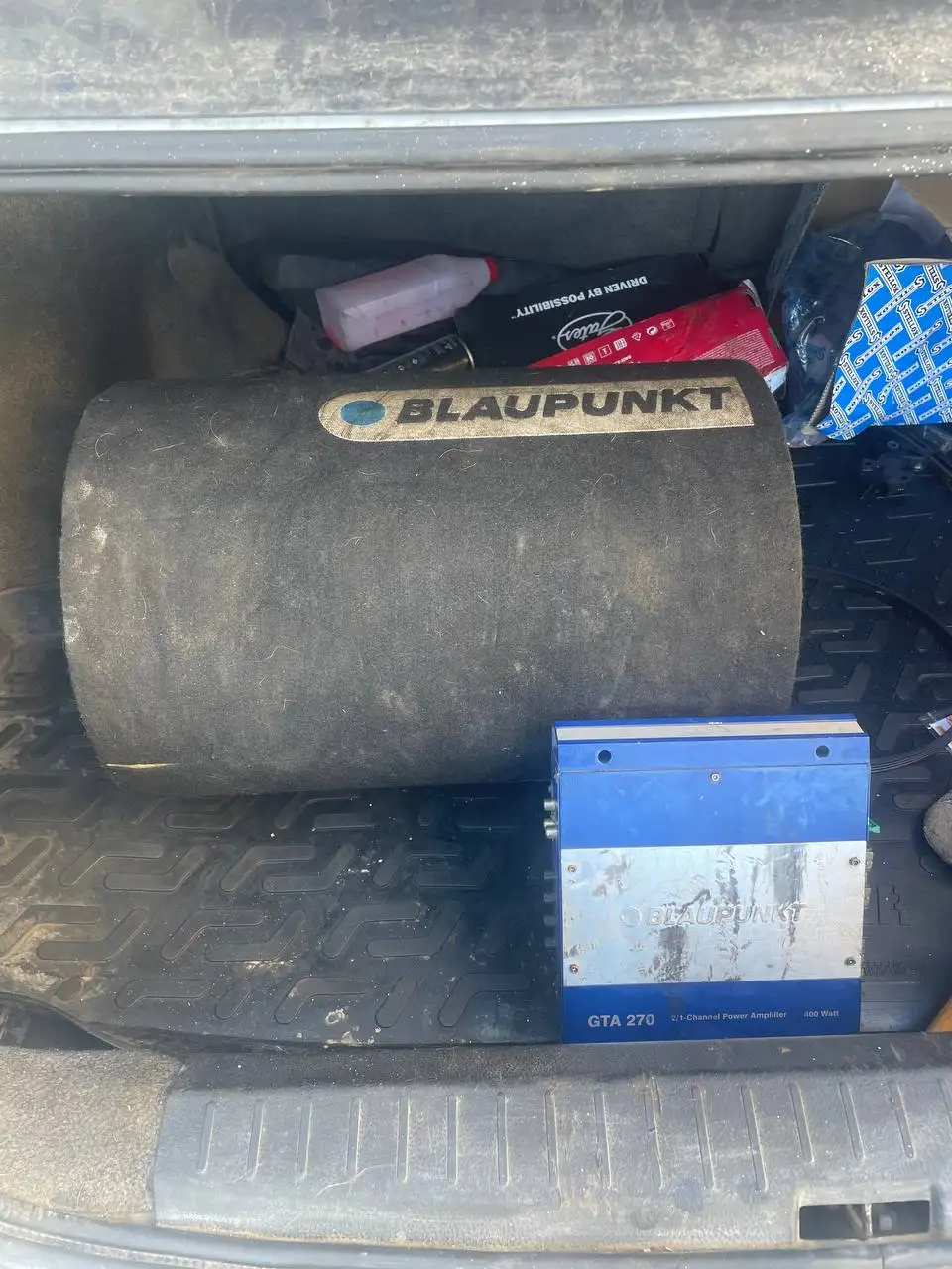 Продам саб усилок Лифан 2011 года - Авто в Орск