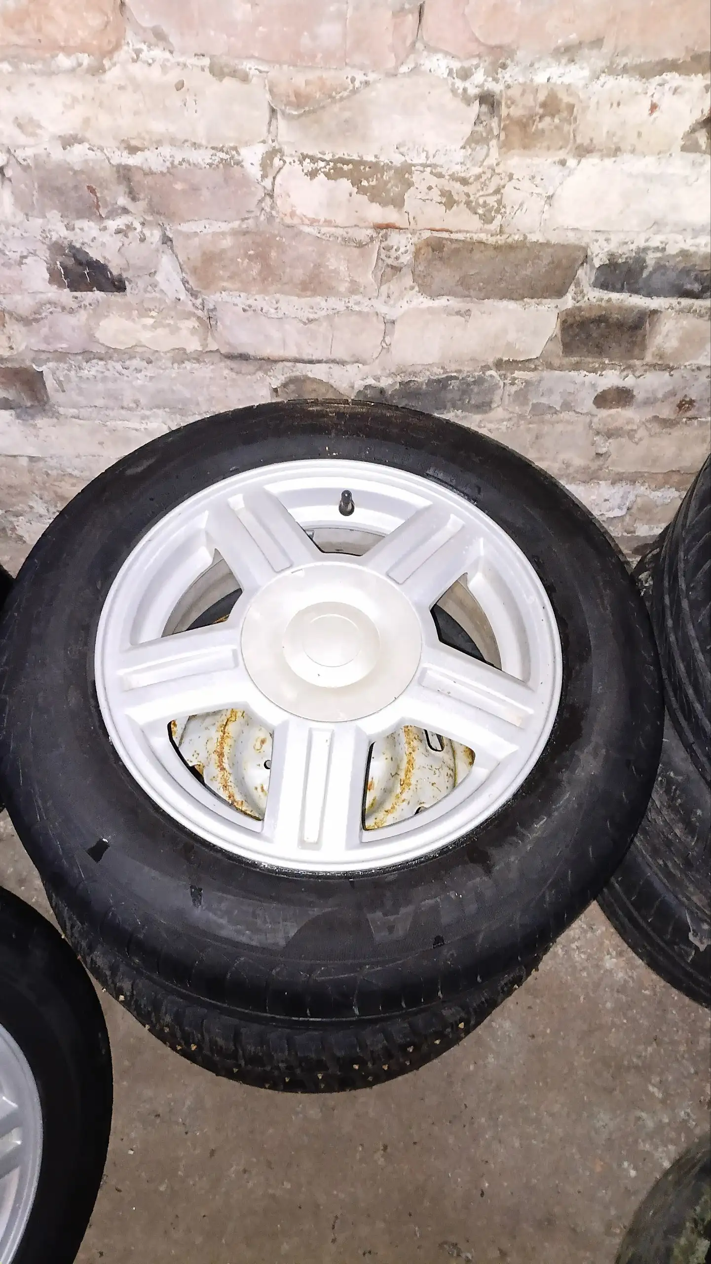 Продажа заводских торусов R14 с Приоры и резины - Диски и шины (Запчасти) в Орск