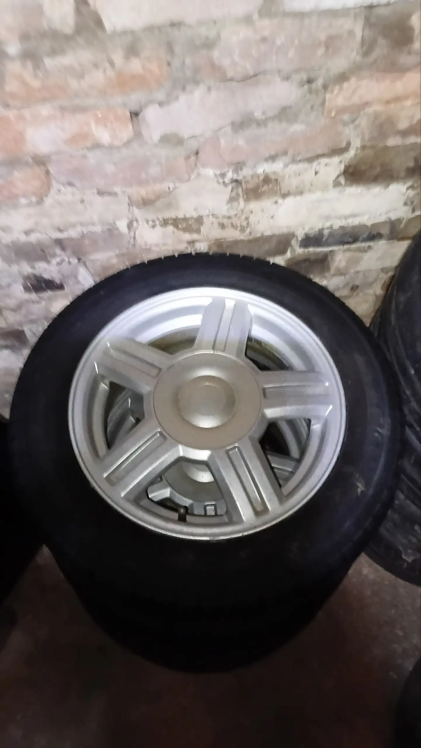 Продажа заводских торусов R14 с Приоры и резины - Диски и шины (Запчасти) в Орск