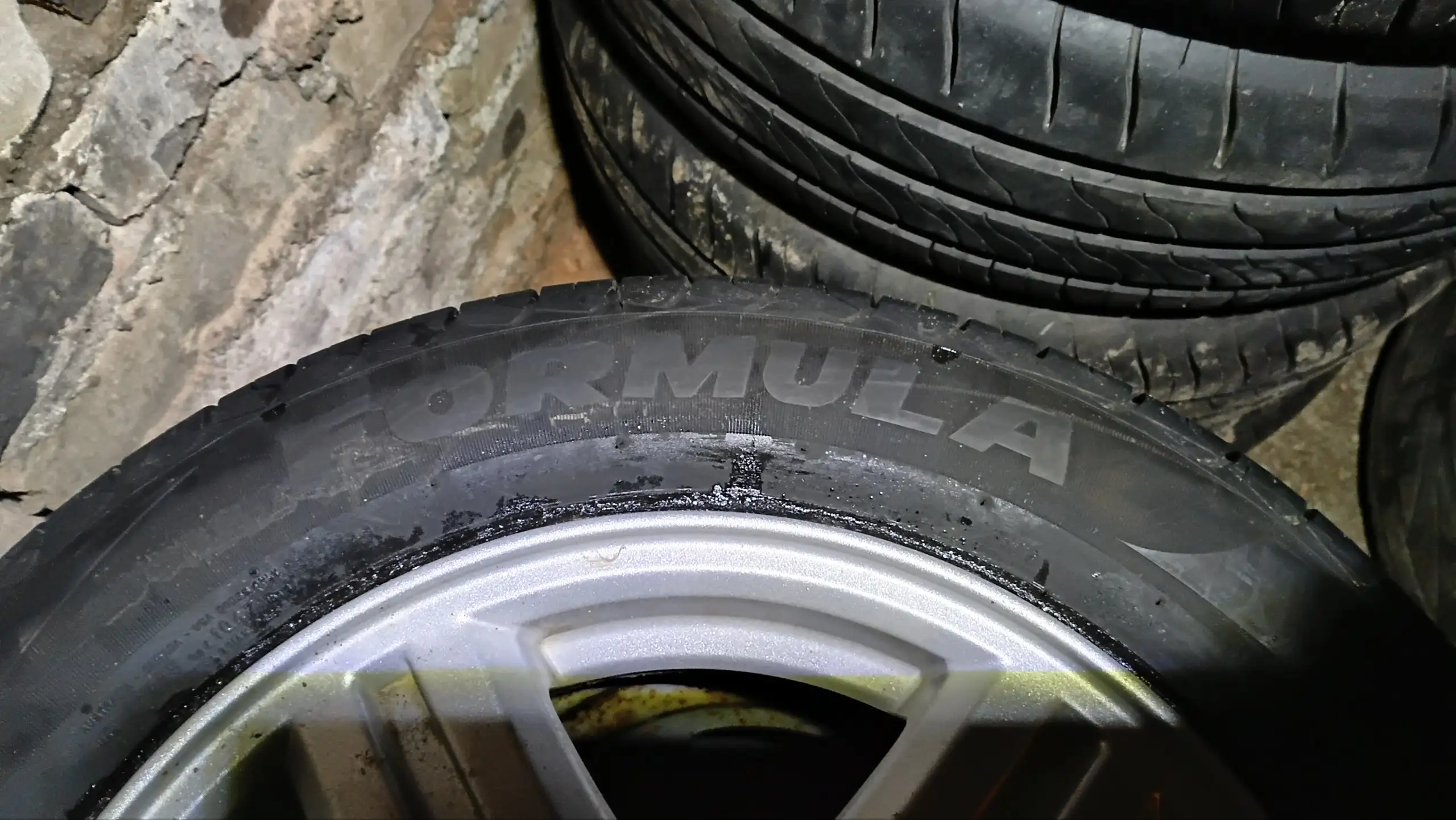 Продажа заводских торусов R14 с Приоры и резины - Диски и шины (Запчасти) в Орск