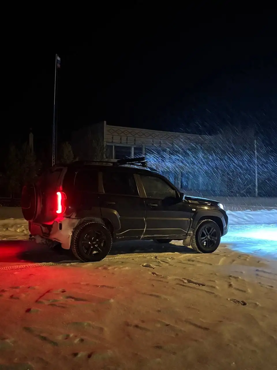 Продам Тревел 23 год Black - Авто в Орск