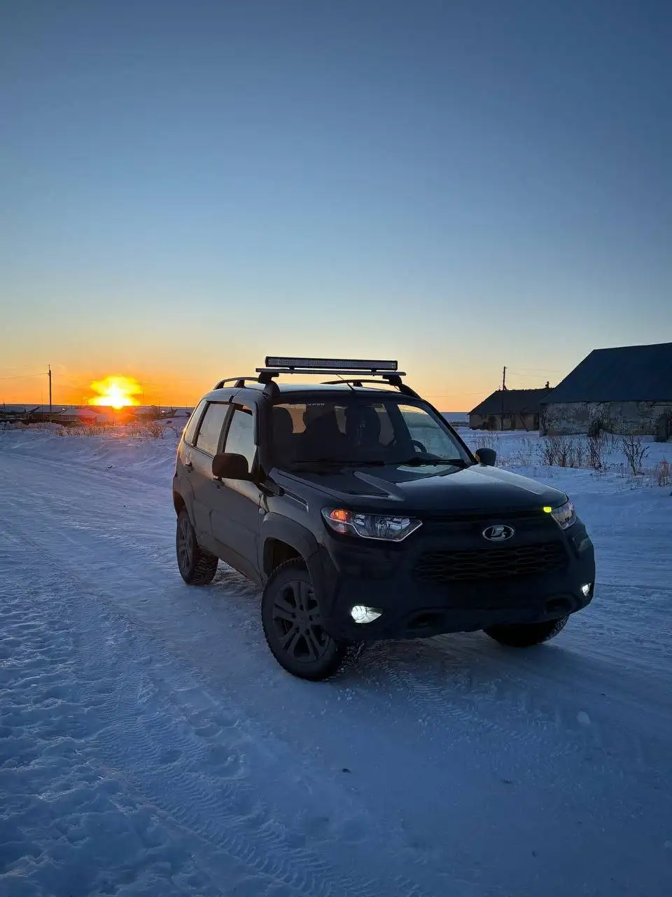 Продам Тревел 23 год Black - Авто в Орск