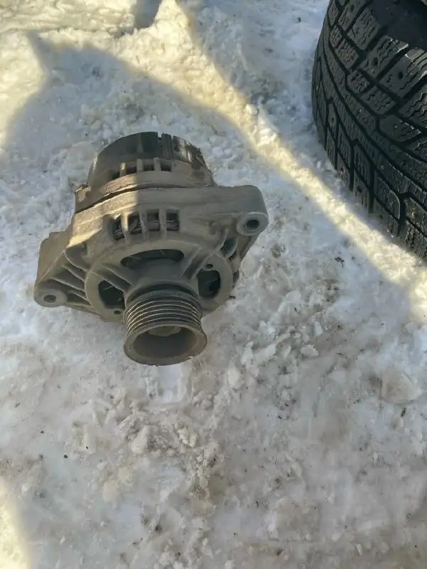 Продам движок и КПП с ВАЗ 2115 - Автозапчасти (Запчасти) в Орск