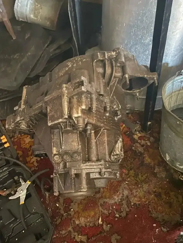 Продам движок и КПП с ВАЗ 2115 - Автозапчасти (Запчасти) в Орск