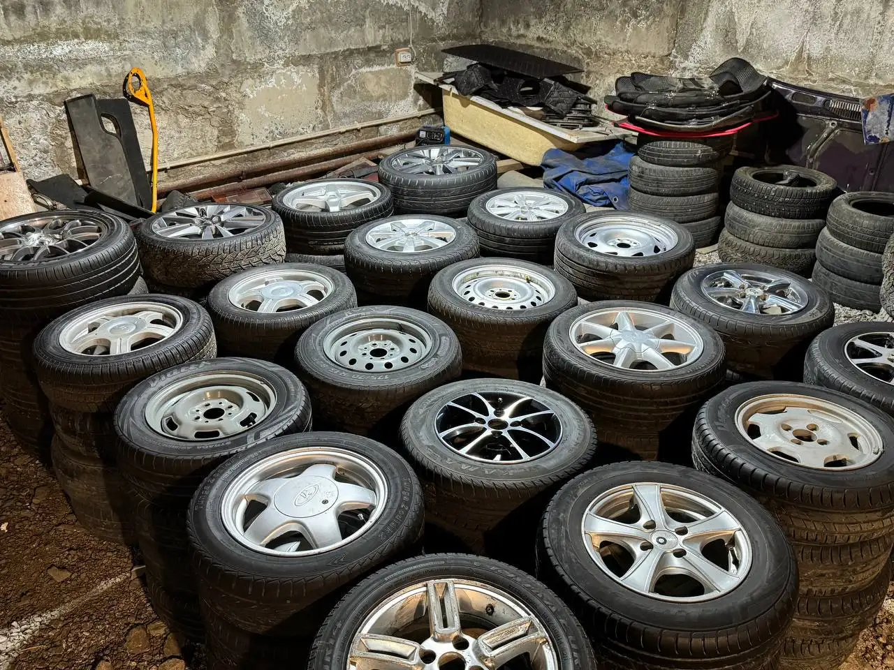 Продам/Куплю комплекты в Орске - Комплекты (Авто) в Орск