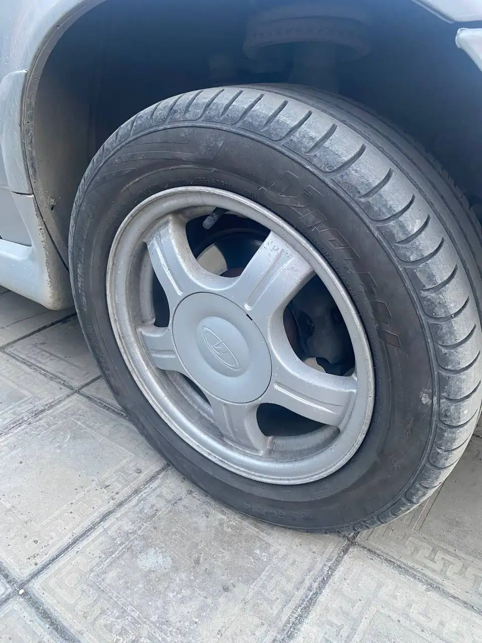 Резина 2 сезона откатала - Шины и диски (Авто) в Орск