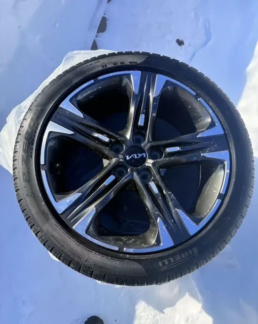 Колеса на KIA K5 R18 235/45 - частное объявление в Орск