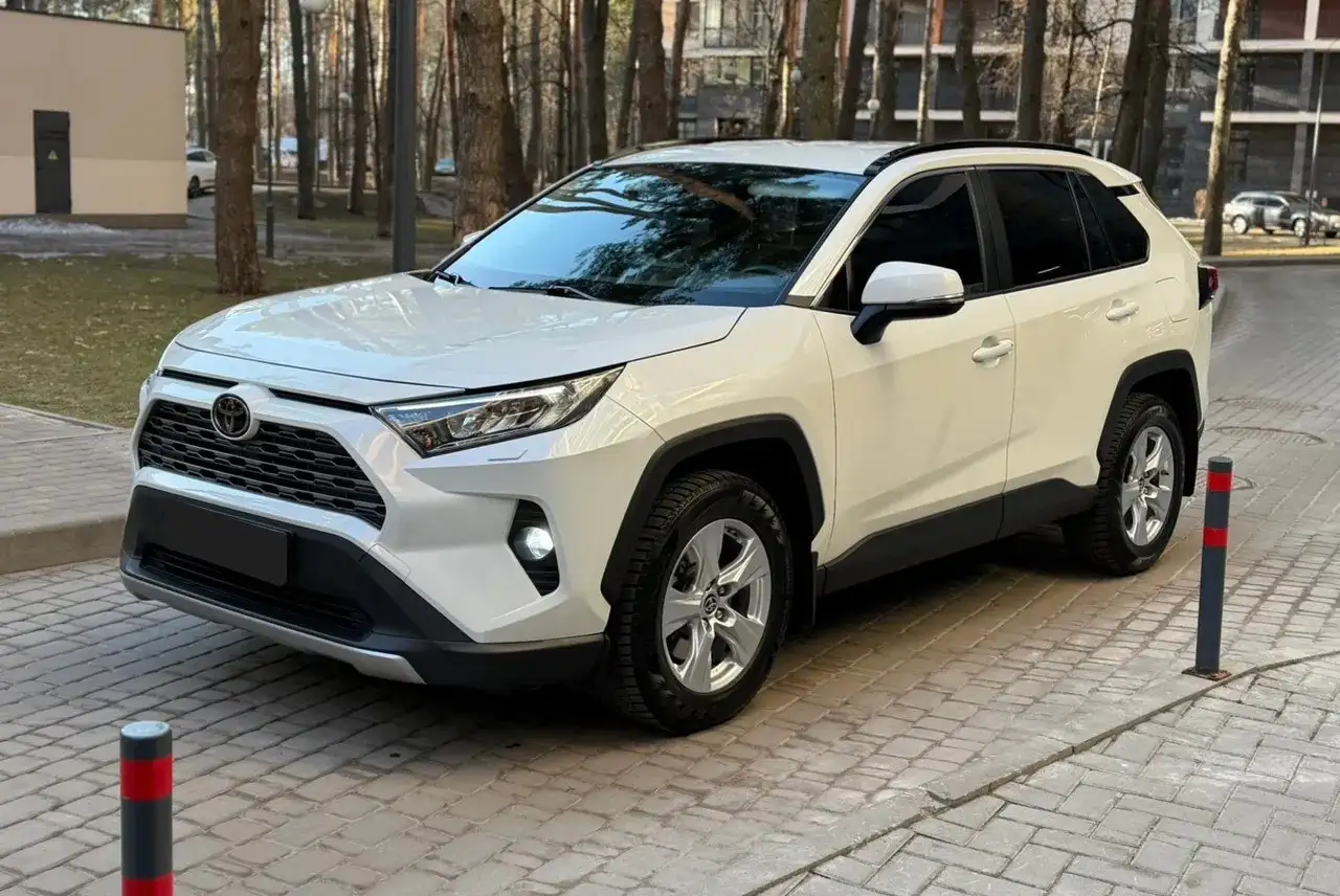 Продажа Toyota RAV4 2021 года - Авто в Орск