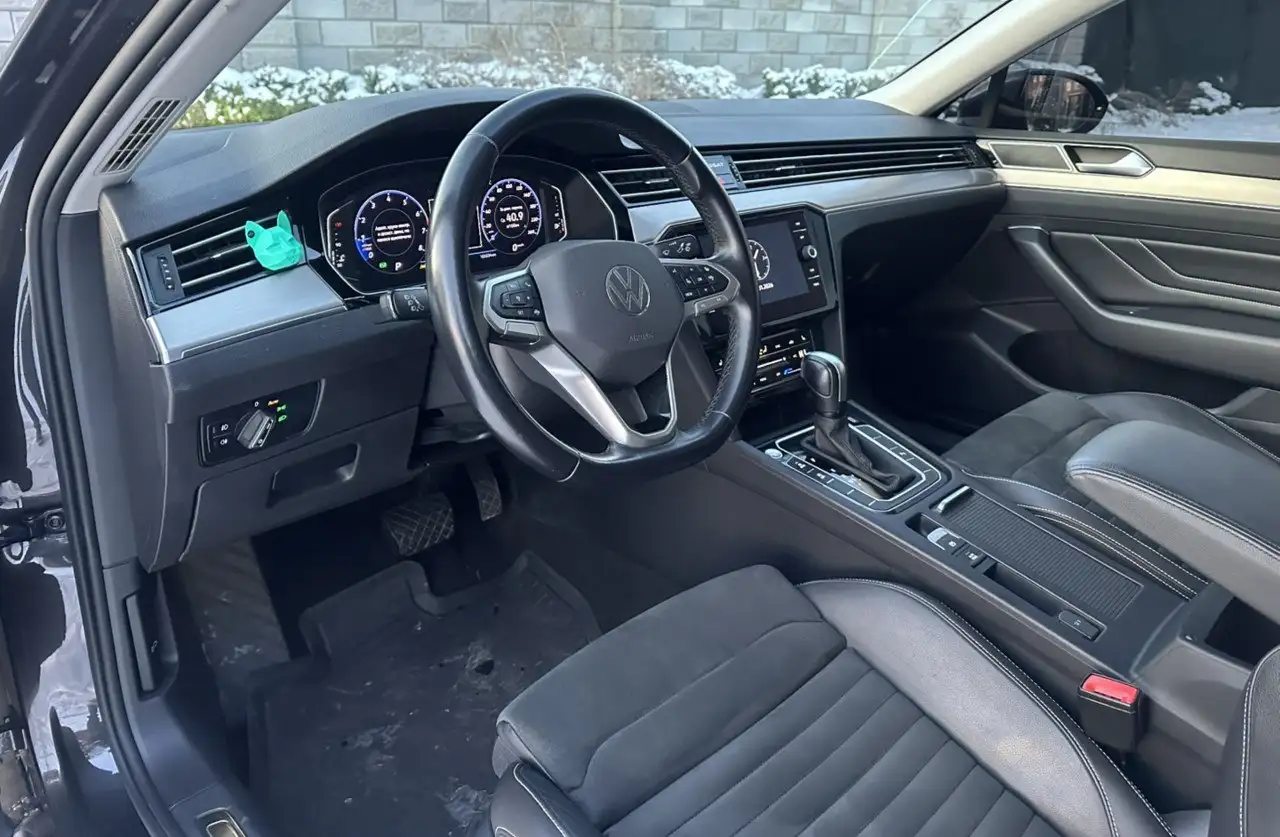 Продам Volkswagen Passat 2021 B8 (FL) 2.0 TSI 7-DSG - Авто в Орск