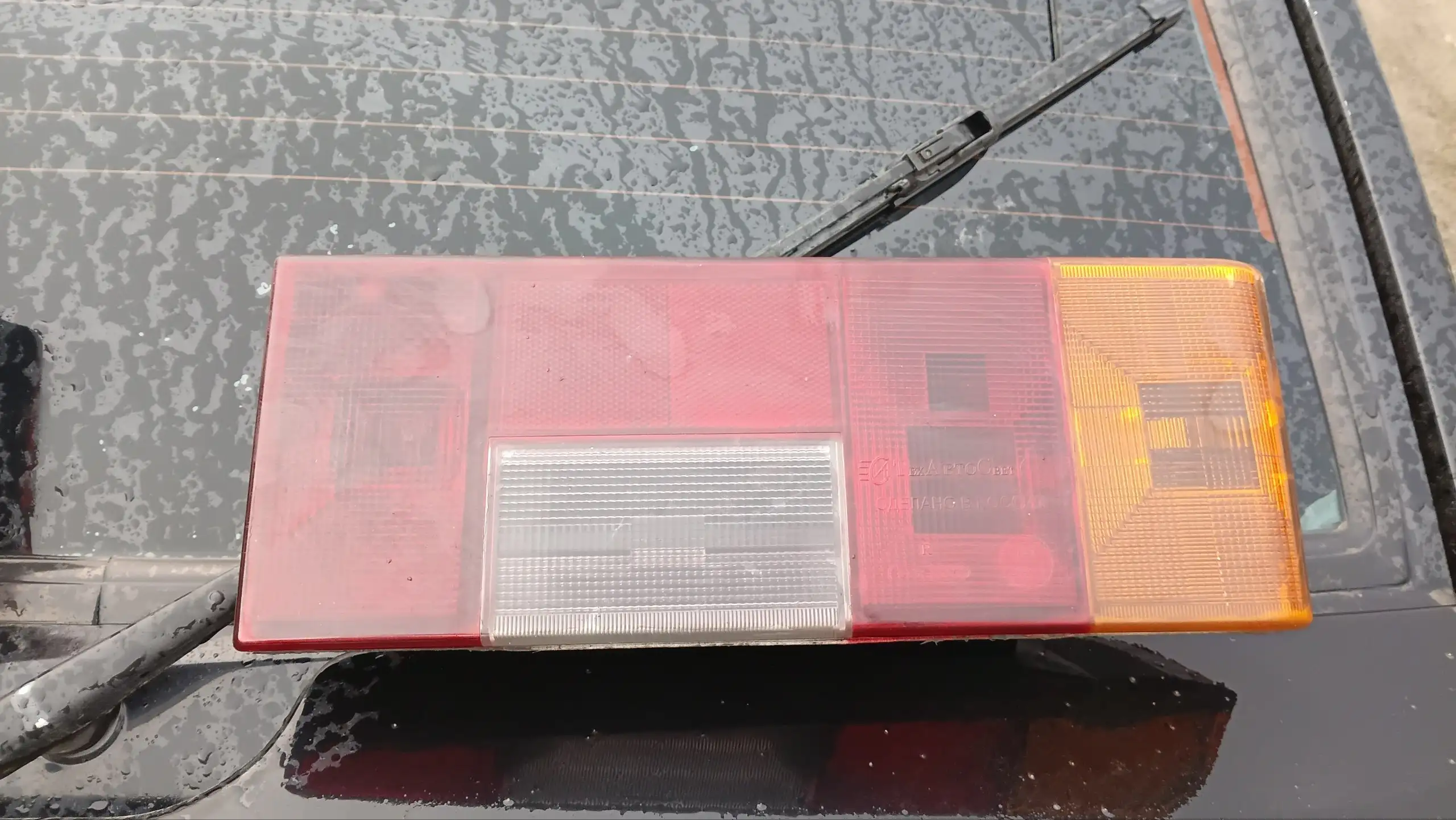 Фонари, губа на четырку, распорка на пп вазы - Запчасти в Орск