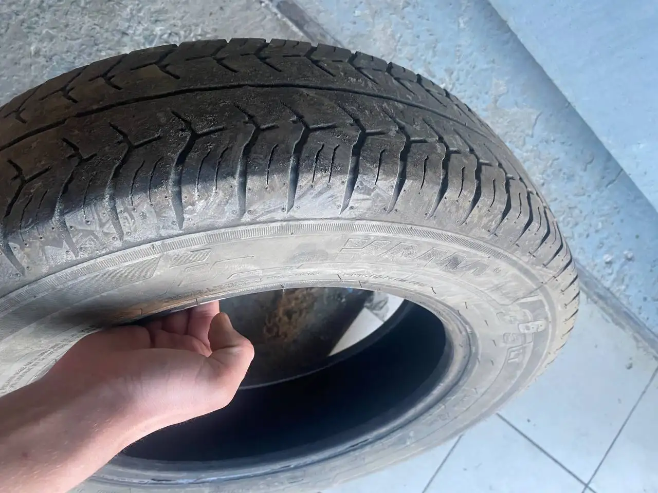 Два баллона на Газель R16 - Шины и диски (Запчасти) в Орск