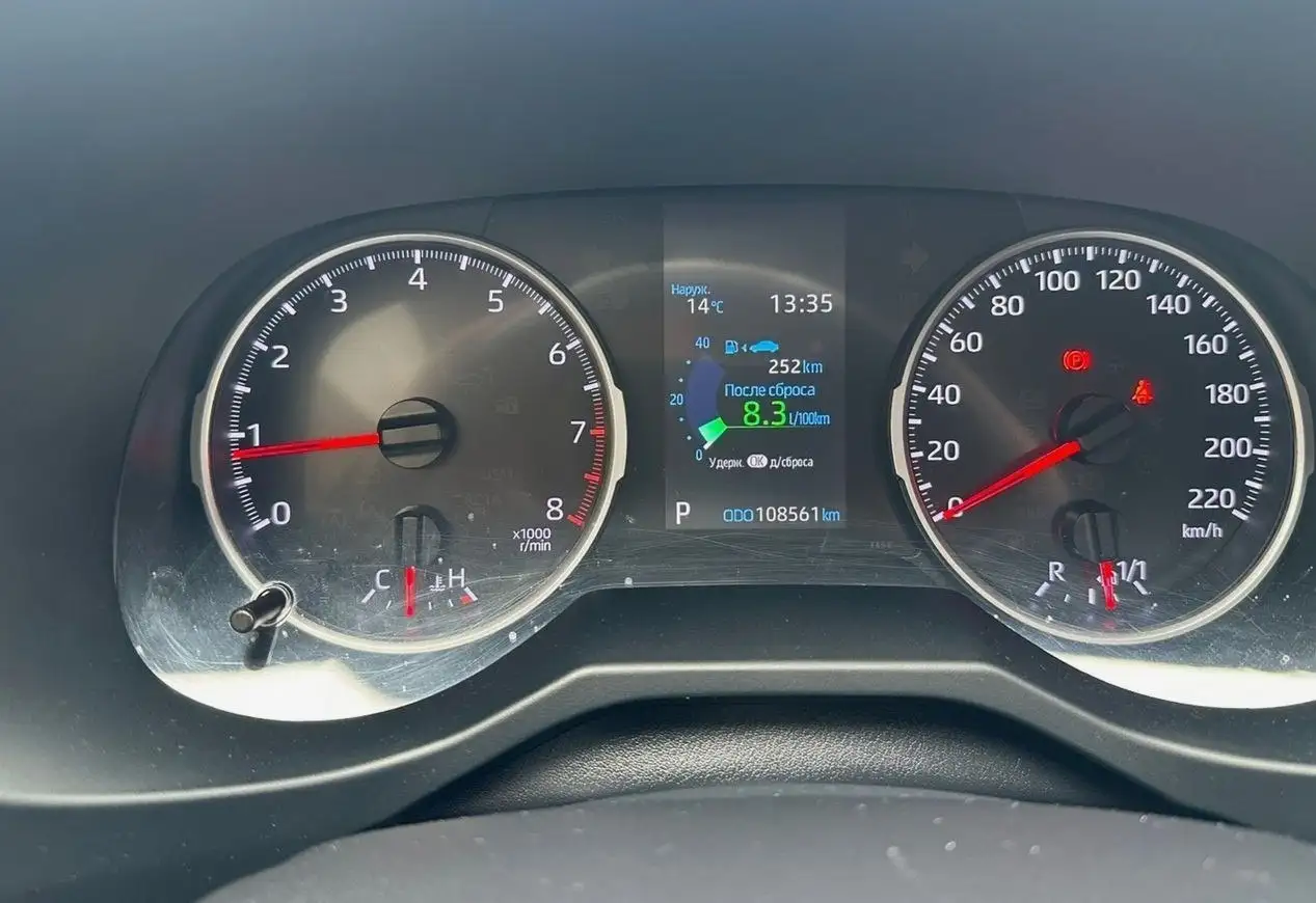 Продам Toyota RAV4 2020 - Авто в Орск