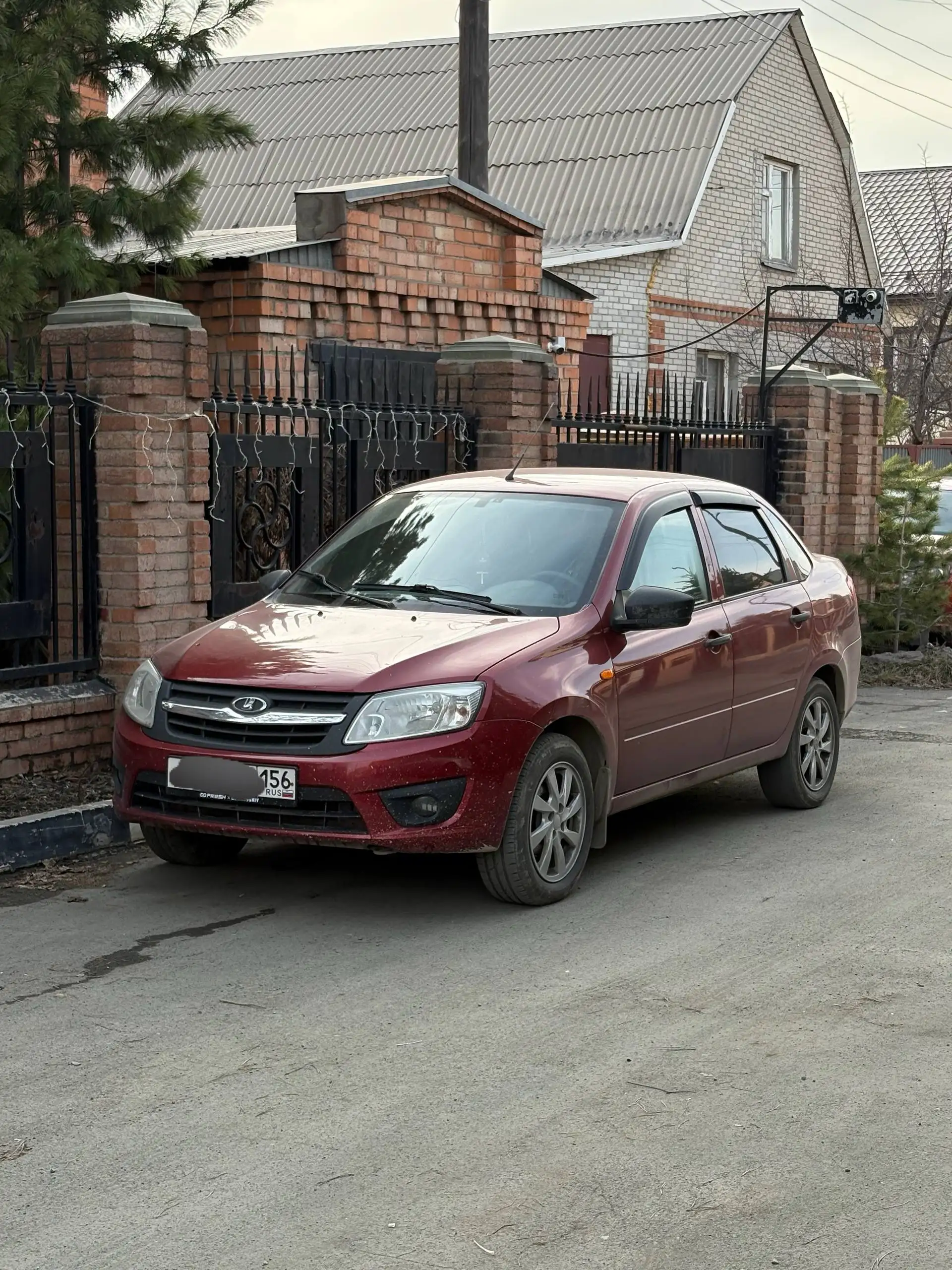 Продажа LADA Granta 2015 года рестайлинг в хорошем состоянии - Легковые автомобили (Авто) в Орск